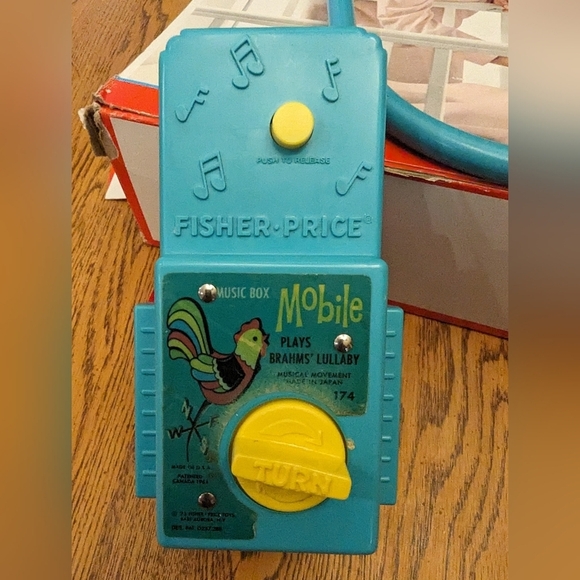 Fisher Price Vintage 1973 Crib & Playpen Music Box Mobile in box - Picture 4 of 12